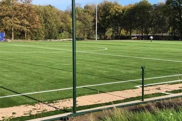 Aménagement terrain de football synthétique - Sportinfrabouw NV